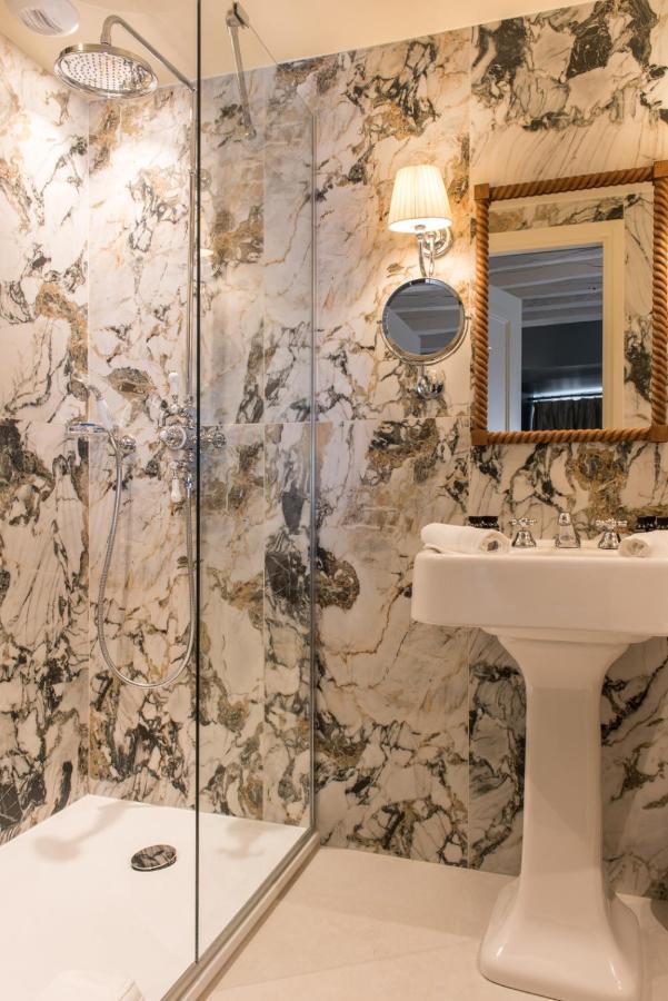 Hotel Fougere Paryż Zewnętrze zdjęcie